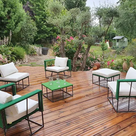 فندق مبيت وإفطار Monteze Paradis