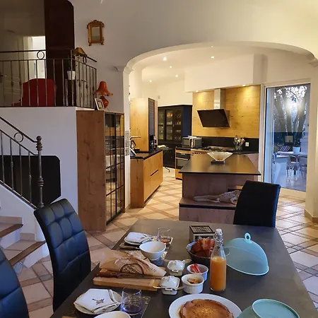 Monteze Paradis فندق مبيت وإفطار Saint-Christol-lès-Alès