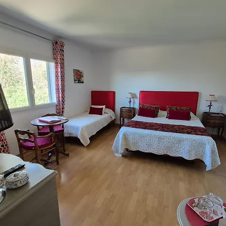 Monteze Paradis فندق مبيت وإفطار