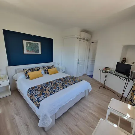 Monteze Paradis فندق مبيت وإفطار