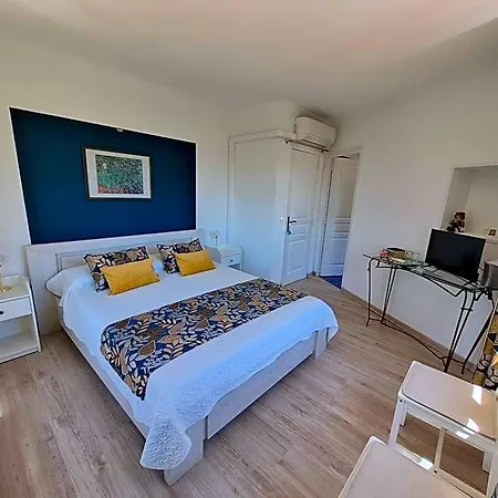 Monteze Paradis Bed and breakfast *