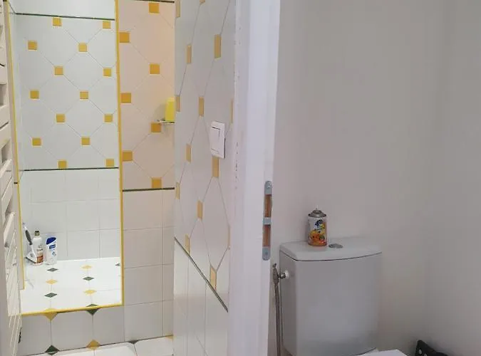 Monteze Paradis Bed & Breakfast