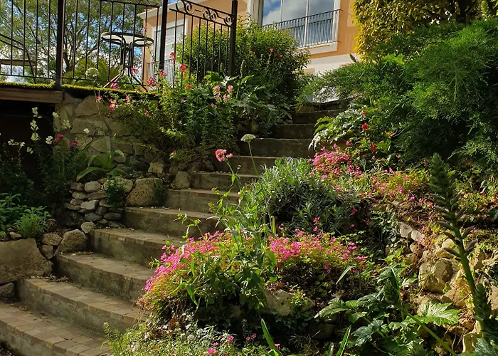 Monteze Paradis Bed & Breakfast Saint-Christol-lès-Alès